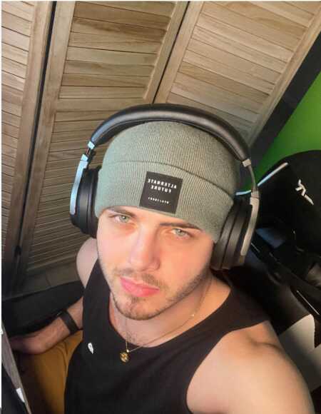 hot man profile photo