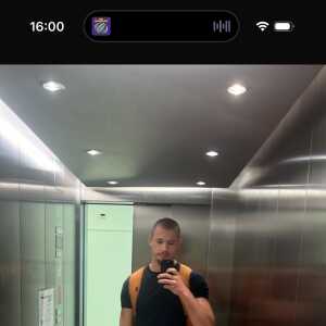 AlluringQueen79a3fd