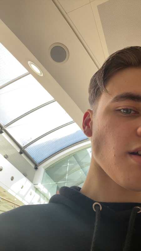 LovingSurfer21 profile photo