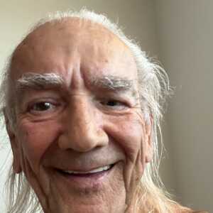 GraciousJuggler53be81