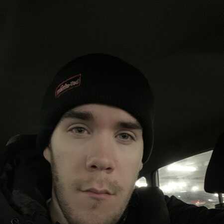 Rich profile photo