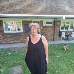 Gillian182894
