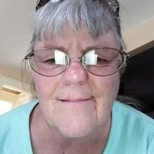 Leonie707242