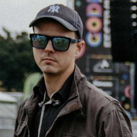 DaveG profile photo