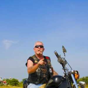 StrongTravelerbjbid