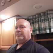 AttractiveSinger12