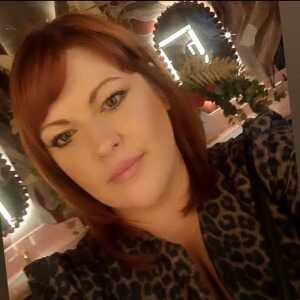 GlamorousSingerhgcejh