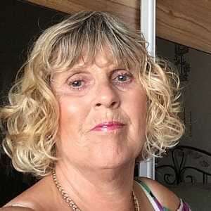 Angela725027