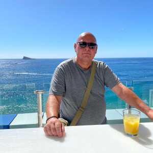AmbitiousJetsetter77e0e