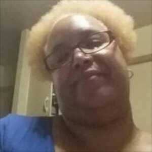 Donna710272