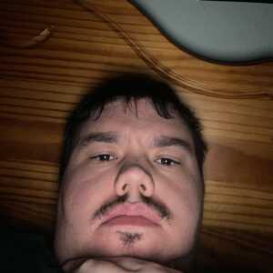 lloydylonew868