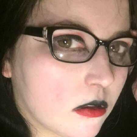 Spooky Vixen profile photo
