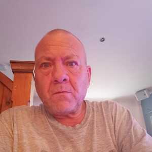 AttractiveSocialite47d91c