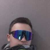 BlGJ77