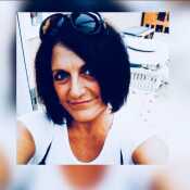 AmandaMandy72