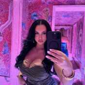 holly23