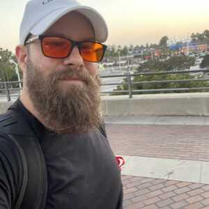 ounceshood590