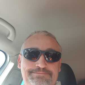 Chris584483
