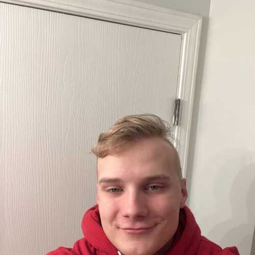 BlondeBoy