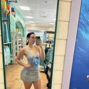 AlluringSocialite32