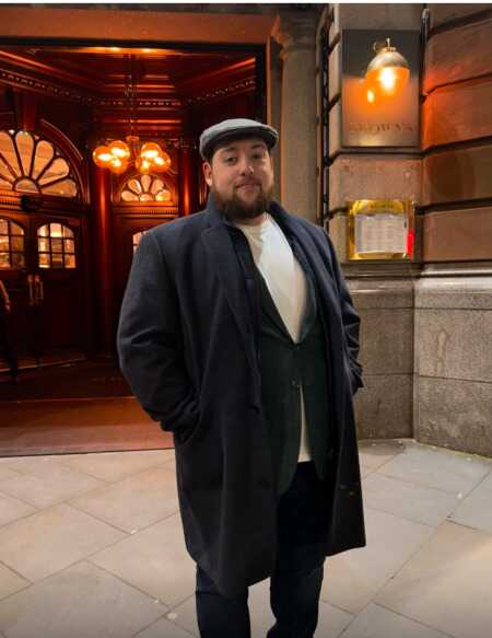 Man with no name profile photo