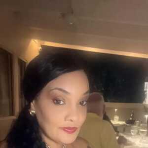 AdorableSocialite65d98