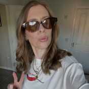 GlamorousSinger