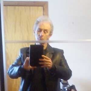 John478595