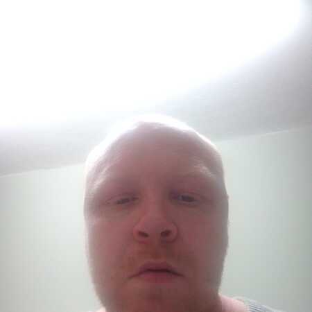 Lee profile photo