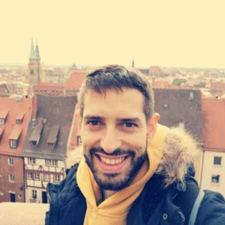 lelegamer300 profile photo