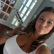 Laura43w
