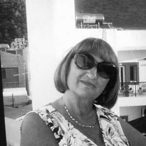 Diane69944