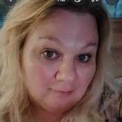 GlamorousPainter45f22b