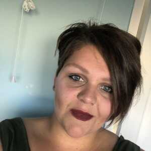 Sarah698757