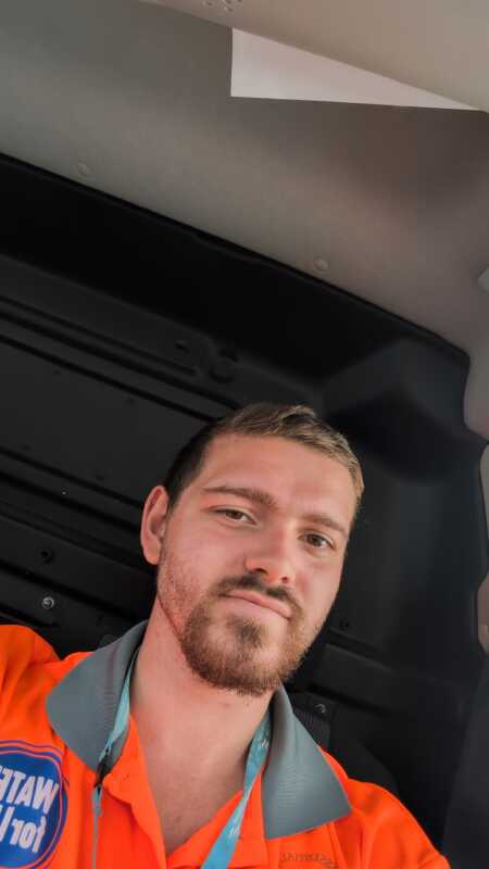 Ollie profile photo