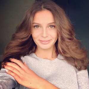 Anna22246