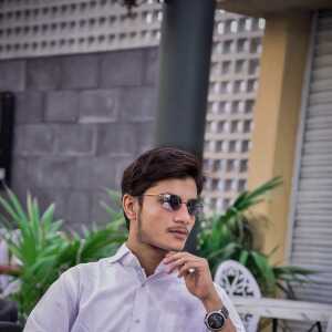 InsightfulSocialite2d47d