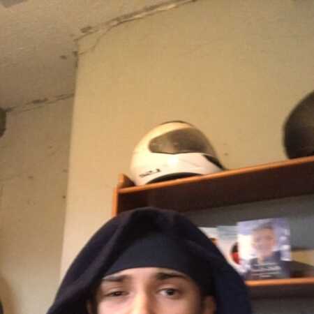 tjizzle04 profile photo