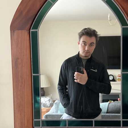 Oli.Bur profile photo