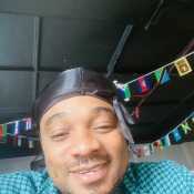 Uzee