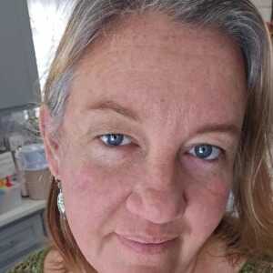 CaptivatingStylist00f7d