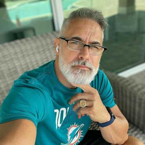 Gregg D