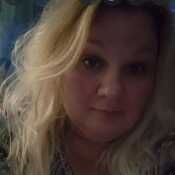 GlamorousPainter45f22b