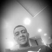 Riaz33