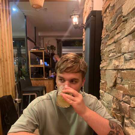 jstutts27 profile photo
