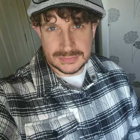 Lee pyatt profile photo