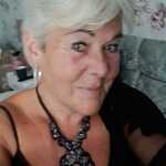 Rowena's profile picture