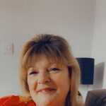 Sue's profile picture