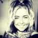 Robyn's profile picture
